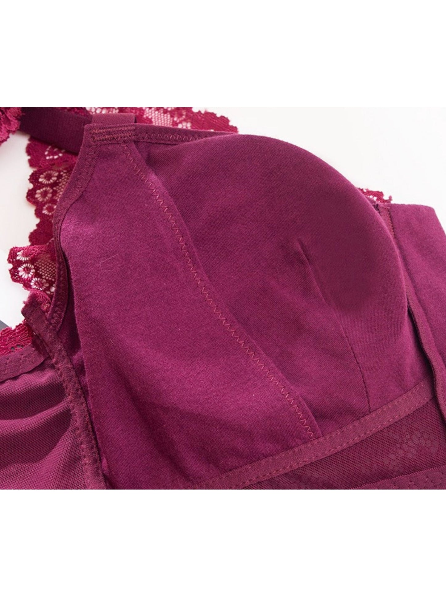Gepolsterter Alltags-Kurz-BH für Damen mit Spitzenverschluss vorne, Übergröße VioletRed