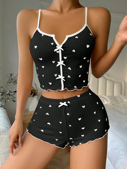 Herzprintiges, mit Schleife an der Vorderseite versehenes Camisole-Shorts-Pyjamaset mit Querrücken /Weiße Schleife
